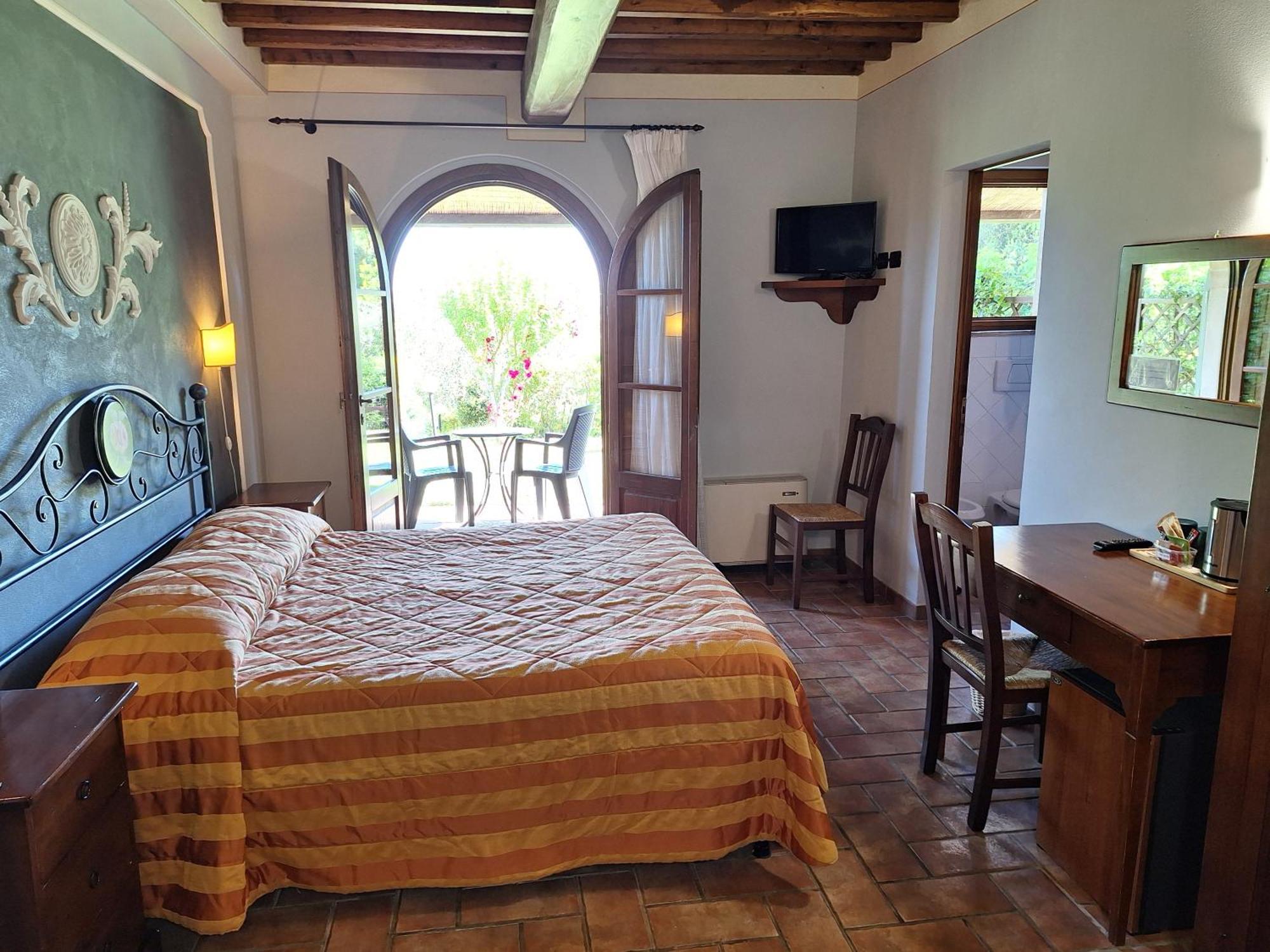 Bed and Breakfast Antico Borgo Il Cardino San Gimignano Exterior foto